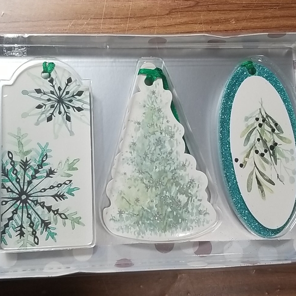Dimensional Handmade Gift Tags NIB - Picture 2 of 6